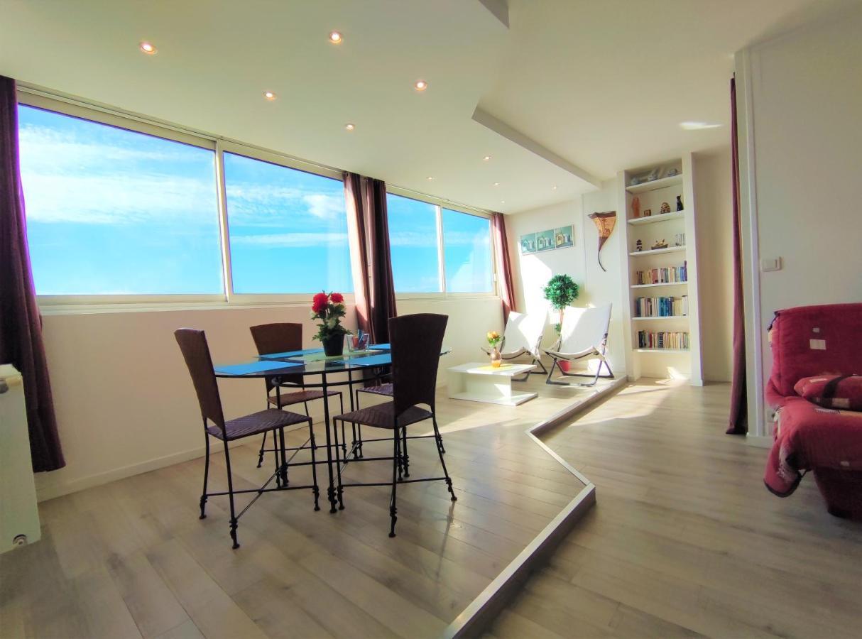 6 Appartements Et 4 Adresses A Mi-Chemin Entre Le Vieux Port Et L Ile De Re ลาโรแชล ภายนอก รูปภาพ