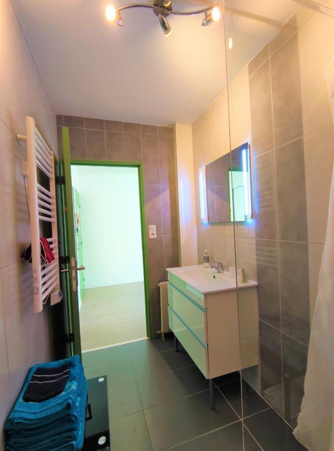 6 Appartements Et 4 Adresses A Mi-Chemin Entre Le Vieux Port Et L Ile De Re ลาโรแชล ภายนอก รูปภาพ