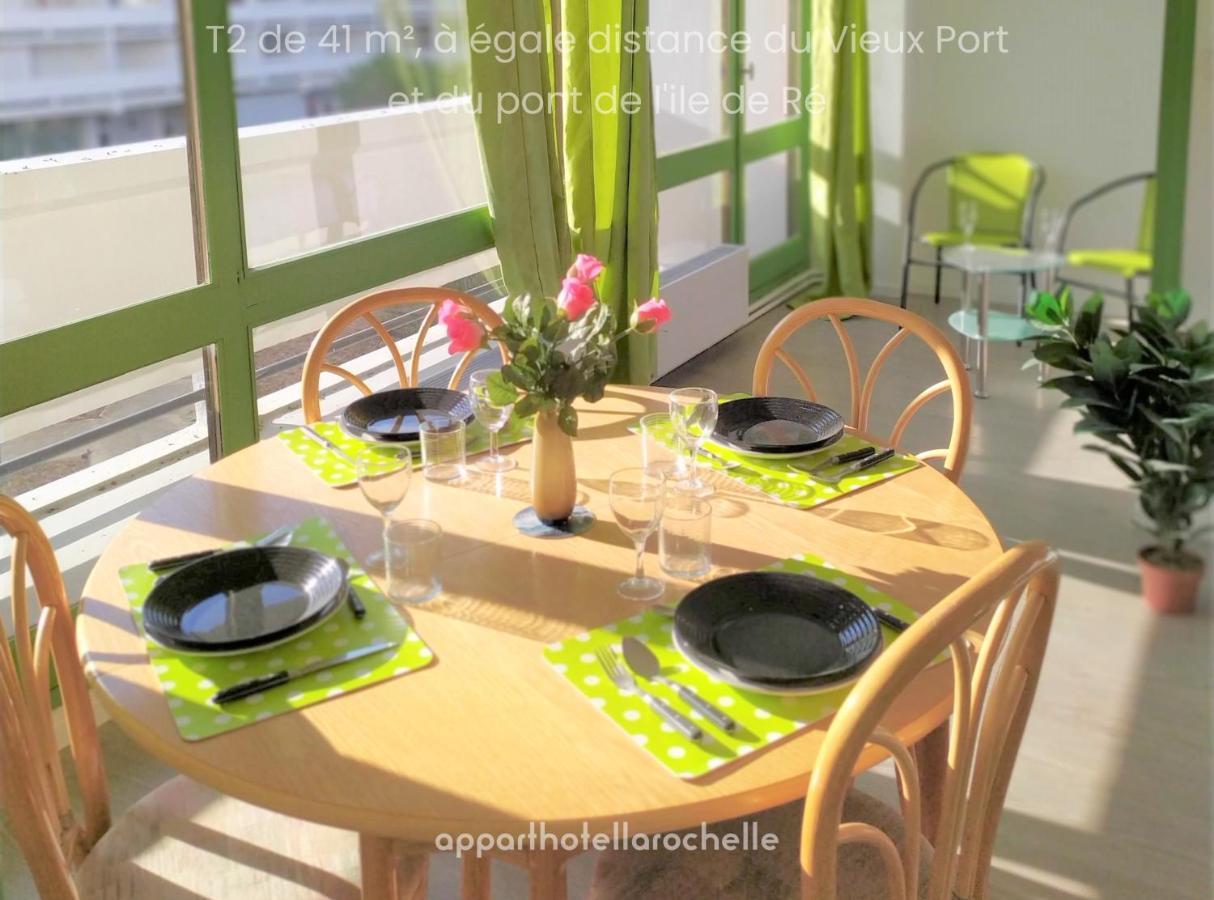 6 Appartements Et 4 Adresses A Mi-Chemin Entre Le Vieux Port Et L Ile De Re ลาโรแชล ภายนอก รูปภาพ